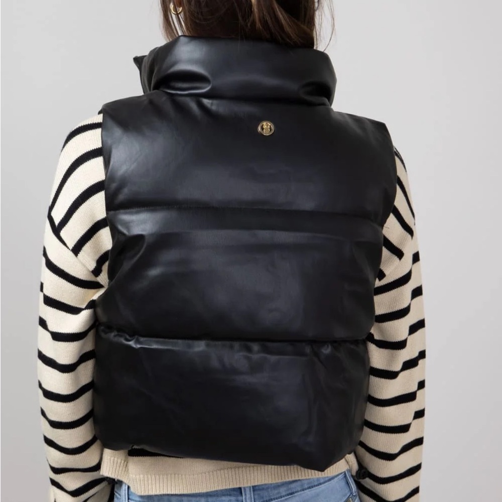 NWT Women Puffer Vest Faux Leather Black NEW XXL Oversized Bikercore Whimsygoth - Picture 3 of 12